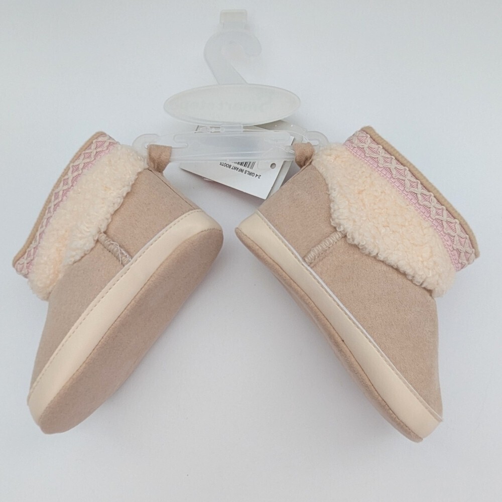 NWT Baby (Size 4) Booties/Boots/Slippers/Moccasins w/Velcro For Easy On/Off - Picture 3 of 16